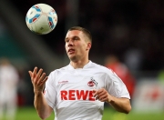 开云体育平台APP-铁骑踏碎凤凰城，西亚卡姆单骑破阵，速胜背后的战术革命