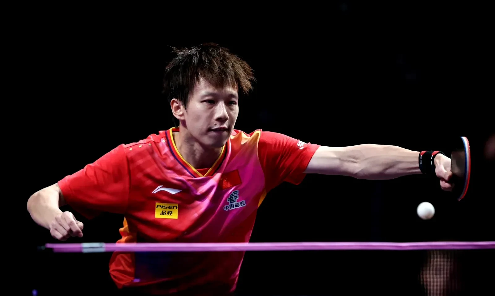 关于法国乒乓球队轻取奥地利乒乓球队，奥恰洛夫绝境逆转的信息