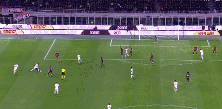 关于意甲球队动态：AC米兰备战前卫阵容调整的信息