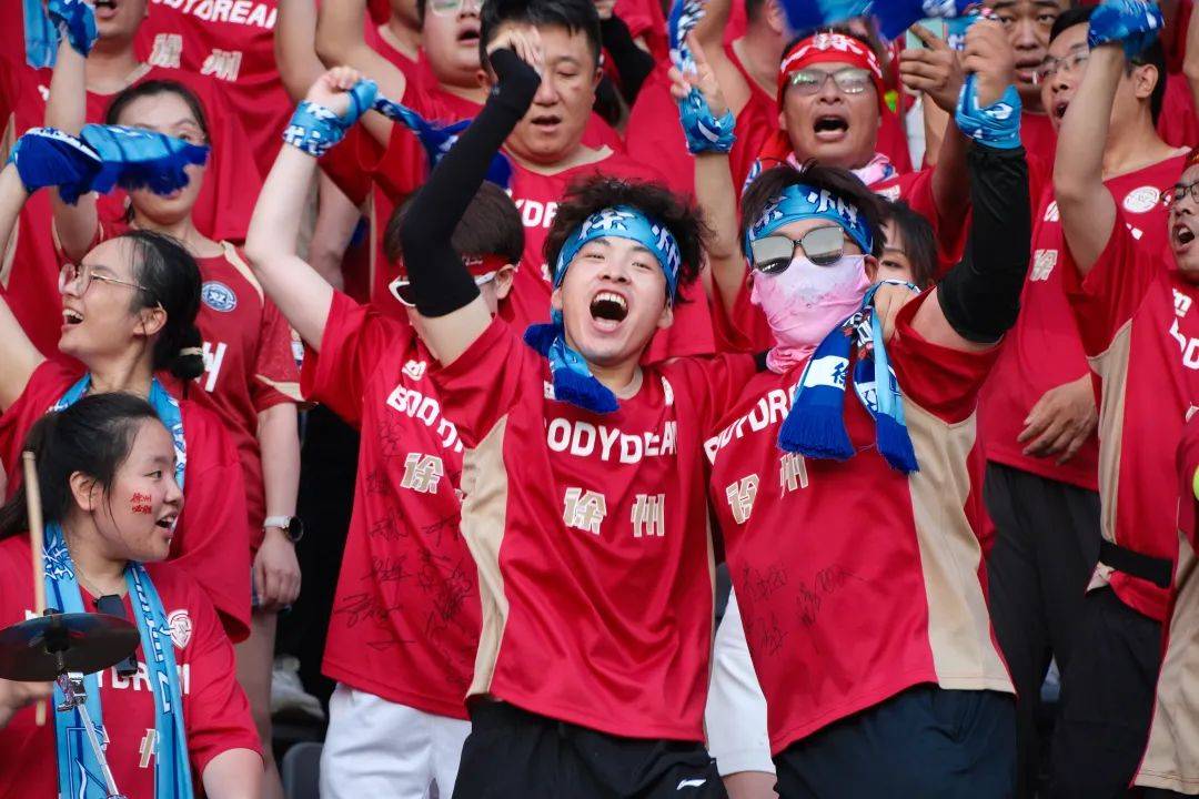 精彩进球瞬间!球员技术精湛!的简单介绍 精彩进球瞬间!球员技术精湛!的简单介绍