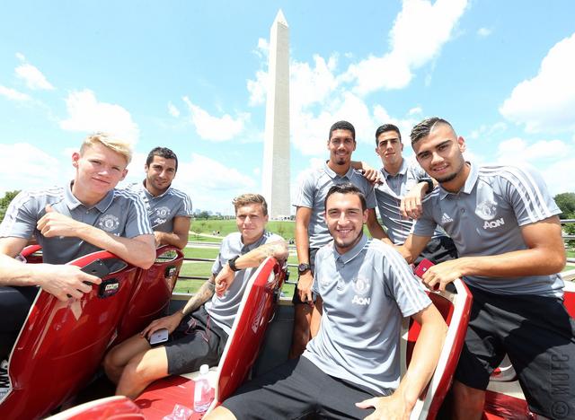 华盛顿首秀立功，助曼联逆转取胜