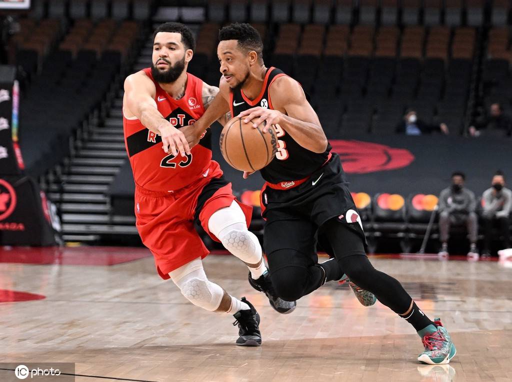 猛龙翻盘浙江队,麦科勒姆统治全场的简单介绍 猛龙翻盘浙江队,麦科勒姆统治全场的简单介绍