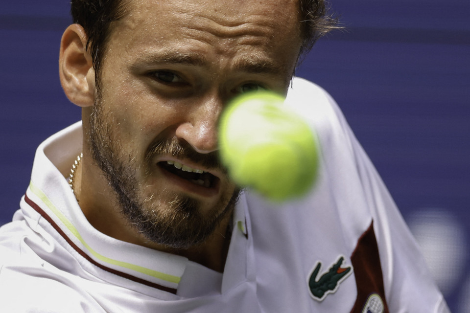 拉沃尔杯翻盘美网,梅德韦杰夫高光表现的简单介绍 拉沃尔杯翻盘美网,梅德韦杰夫高光表现的简单介绍