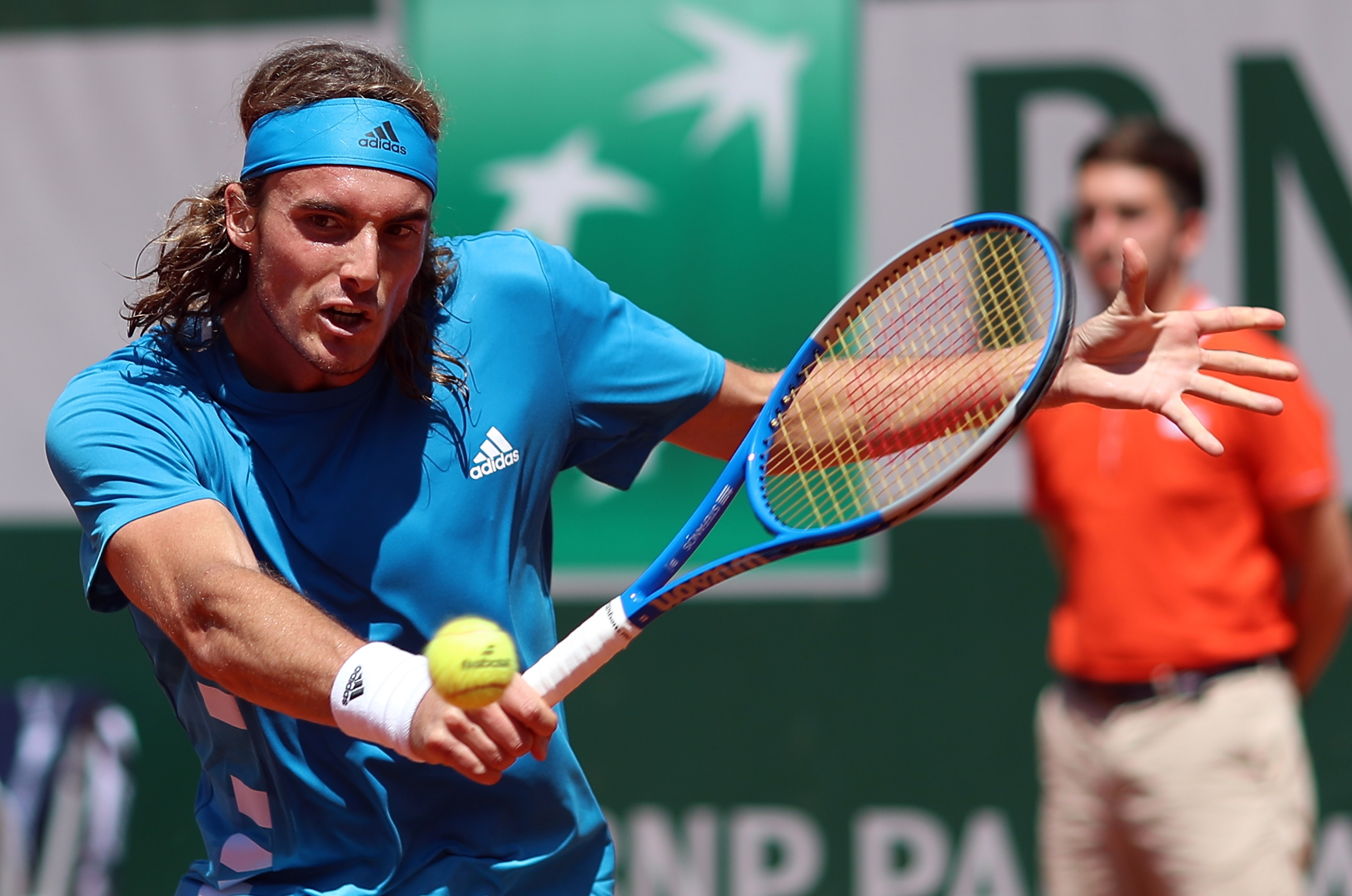 世界网球队完胜美国网球队,西西帕斯爆发神勇的简单介绍 世界网球队完胜美国网球队,西西帕斯爆发神勇的简单介绍