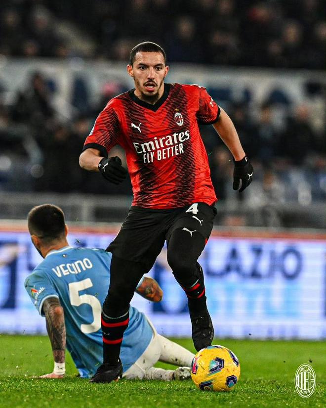 AC米兰绝杀美国,库尔图瓦状态火热的简单介绍 AC米兰绝杀美国,库尔图瓦状态火热的简单介绍