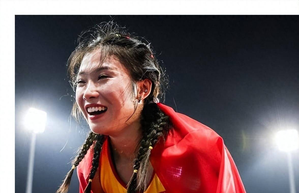 俄罗斯跳高选手刷新个人最佳成绩的简单介绍 俄罗斯跳高选手刷新个人最佳成绩的简单介绍