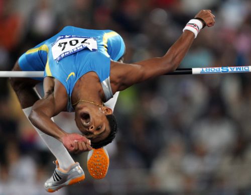 俄罗斯跳高选手刷新个人最佳成绩的简单介绍 俄罗斯跳高选手刷新个人最佳成绩的简单介绍