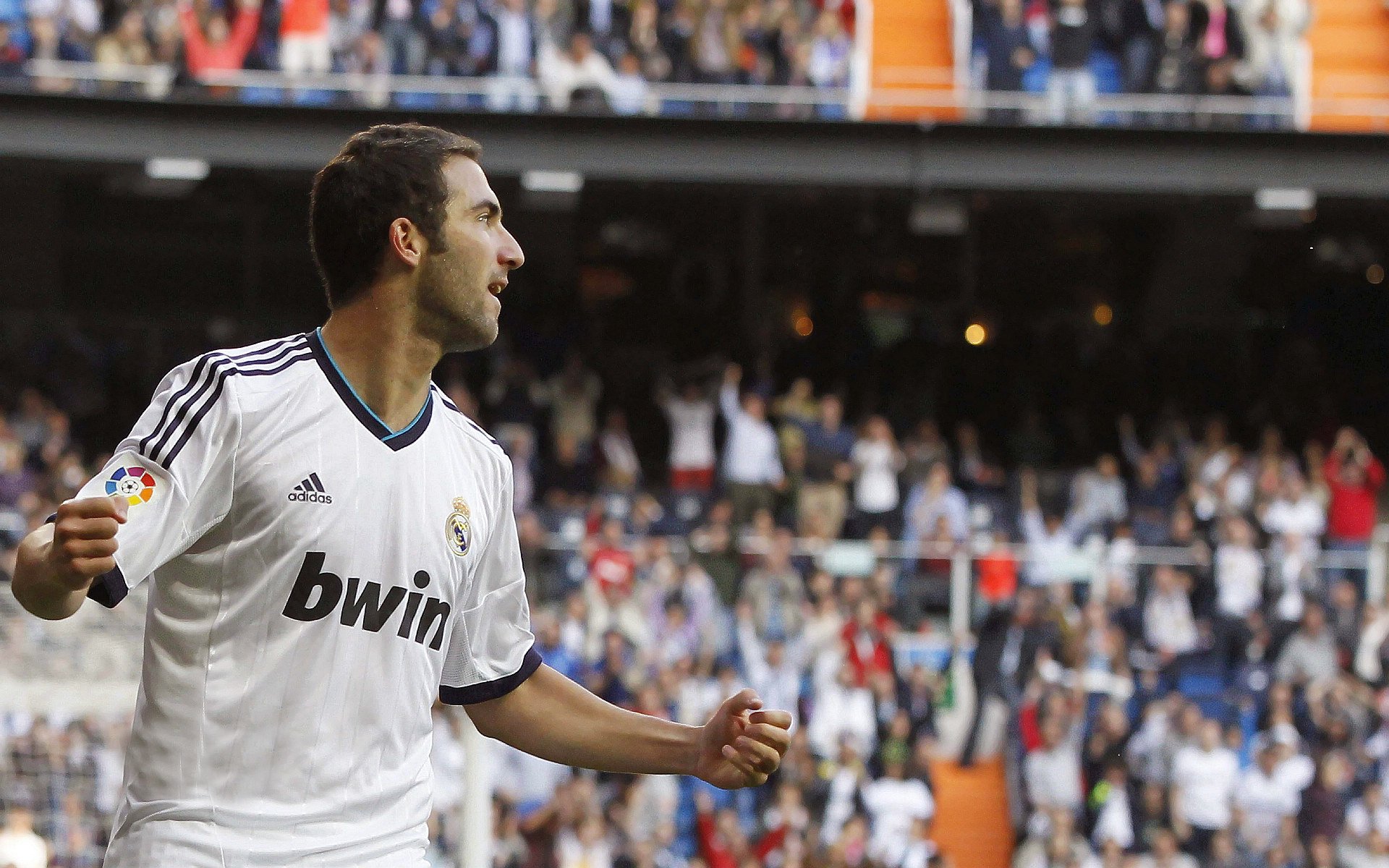 跨界传奇，当摩洛哥淘汰奥地利之夜，楚阿梅尼在NBA总决赛接管比赛