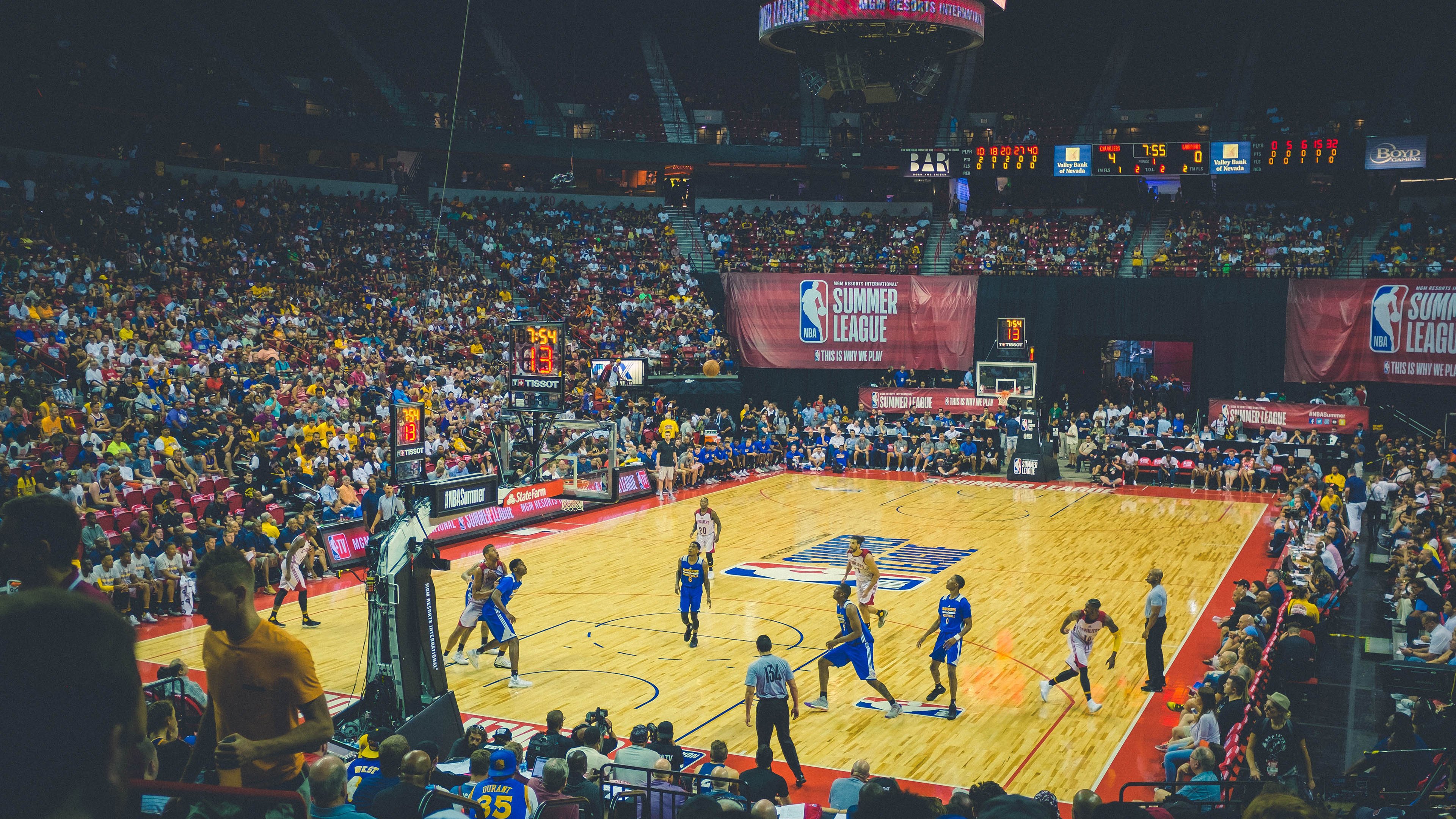 福克斯末节封神，活塞逆袭勇士打破宿命